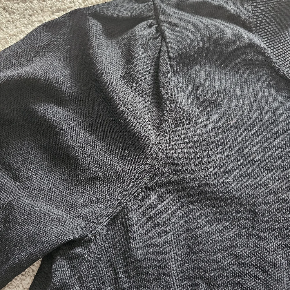 Babaton - Picture 3 of 4